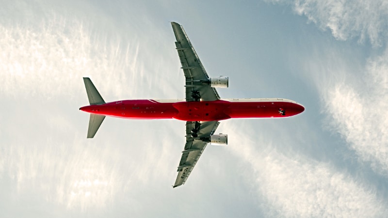 Hoe u de goedkoopste vliegtickets voor internationale reizen kunt vinden