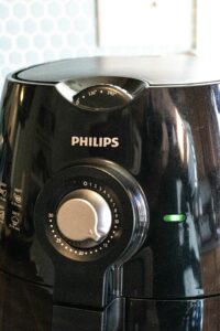 An Explanation of How to Clean and Maintain Your Air Fryer to Ensure Continuous Performance?