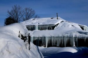 Preventing Ice Dams During the Winter Season